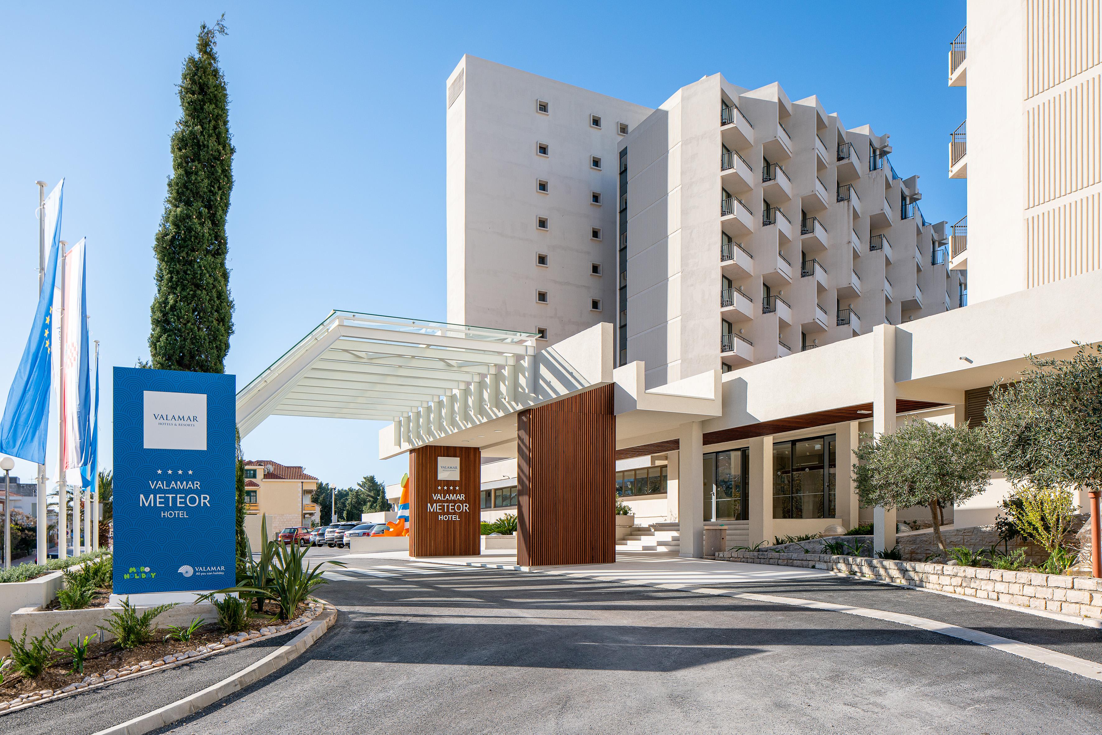 Valamar Meteor Hotel Makarska Exterior photo